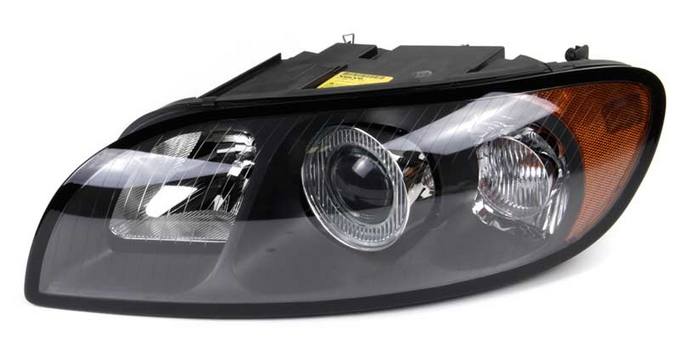 Volvo Headlight Assembly - Driver Side (Halogen) 31383193